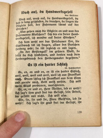 Lieder der Hitler Jugend "Uns geht die Sonne nicht unter." 141 Seiten, DIN A6