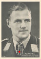Ansichtskarte "Major Müncheberg - Träger des Eichenlaubs mit Schwertern zum Ritterkreuz des Eisernen Kreuzes"