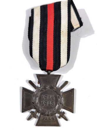 Ehrenkreuz für Frontkämpfer am Band, Rückseitig mit Hersteller O&B