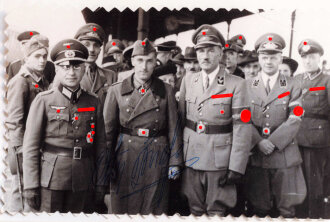 Deutschland nach 1945, Ritterkreuzträger, eigenhändige Unterschrift auf Reprofoto