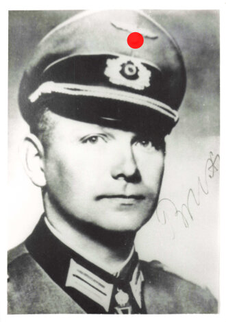 Deutschland nach 1945, Ritterkreuzträger Alfred Brux, Repro Foto mit Unterschrift