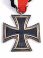 Eisernes Kreuz 2. Klasse 1939 ohne Hersteller, Magnetisch mit langem Bandabschnitt, Hakenkreuz mit voller Schwaärzung