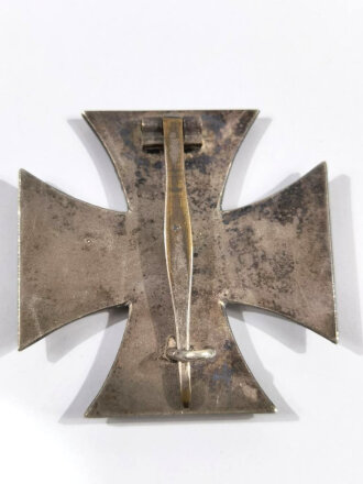 Eisernes Kreuz 1. Klasse 1939, Hersteller 7 für Paul Maybauer, magnetisch, Hakenkreuz mit voller schwärzung