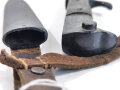 1.Weltkrieg Grabendolch für Offiziere, Überlackiertes Stück, Verschlussriemen defekt