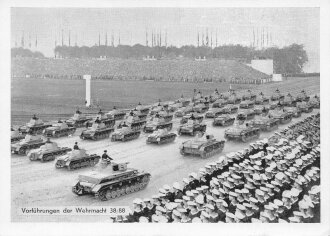 Ansichtskarte "Vorführung der Wehrmacht "