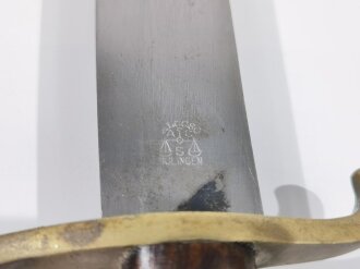 Luftwaffe Machete für die Seenotausrüstung in Flugzeugen. Hersteller Alcoso Solingen, die Scheide original brüniert, leider mit Stahlwolle der Rostansatz entfernt.