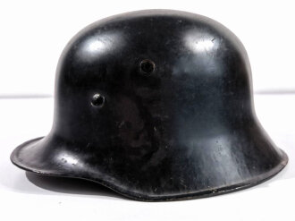 Stahlhelm in der Form des 1.Weltkrieg, fertigung der...