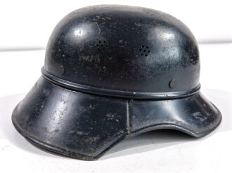 Stahlhelm Luftschutz. Originallack, scheint niemals ein Abzeichen gehabt zu haben