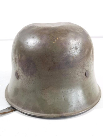 Stahlhelm für Technische Nothilfe. Grüner Originallack, ungereinigtes Stück