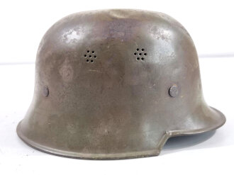 Stahlhelm für Technische Nothilfe. Grüner Originallack, ungereinigtes Stück