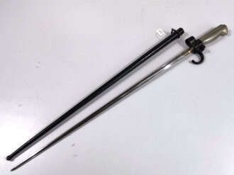 Frankreich, Seitengewehr für Lebelgewehr Modell 1886 mit Parierhaken,  sogenanntes Epee Bajonett, 4-kantige Klinge, vernieteter Weißmetallgriff,