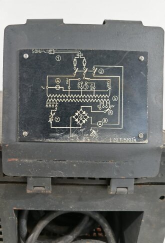 Ladegleichrichter L.Gl.T. 560a, Ausführung B, datiert 1944. Guter Zustand, Originallack, Funktion nicht geprüft