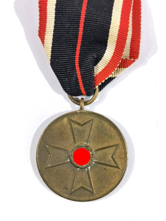 Kriegsverdienstmedaille 1939 am langem Band
