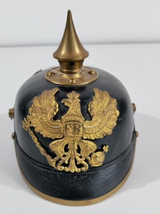 Preussen, Pickelhaube für Mannschaften, Kammerstück des Infanterie Regiment 75 von 1896. In allen Teilen originales Stück