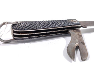 British 1943 dated military pocket knife, made by A.Jallen & Sons Sheffield. Works just fine, uncleaned