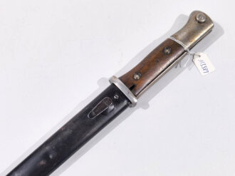 1.Weltkrieg Seitengewehr Modell 84/98 , Abnahmestempel auf Klingenrücken W 16 , seltener Hersteller Velbert,  eingetrocknete Fettreste auf den Stahlteilen