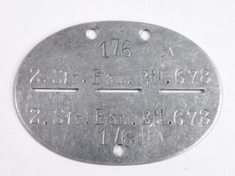 Erkennungsmarke Wehrmacht aus Aluminium eines Angehörigen " 2. Str. Bau. Btl 678 " Straßenbau- Bataillon 678