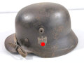 2.Weltkrieg Stahlhelm , komplettes Fantasieprodukt aus REPRO Teilen, die Hakenkreuze jeweils entfernt. Einzelstück aus Sammlungsauflösung