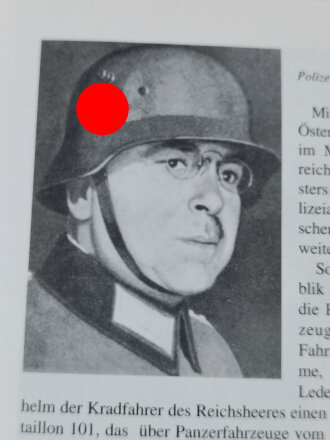 "Vom Stahlhelm zum Gefechtshelm" Band 2 1919-1994), 464 Seiten, ca DIN A5, sehr guter Zustand