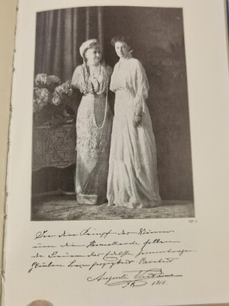 "Kronpinzessin Cecilie - Erinnerungen", datiert 1931, DIN A5, 236 Seiten, gebraucht