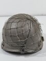 Deutschland nach 1945, Stahlhelm Bundeswehr  mit Tarnbezug. gebraucht, Originallack