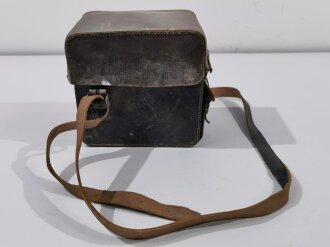 Pionier, Tasche zum Glühzündapparat 37 der Wehrmacht. Ungereinigtes Stück, der Trageriemen neuzeitlich ergänzt