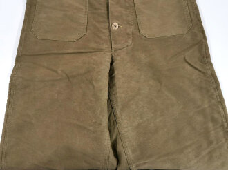 U.S. Navy WWII winter deck pants. unused, overall good condition