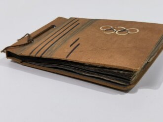 Olympische Spiele zu Berlin 1936, kleines Fotoalbum mit 45 Fotos, diese meist 6 x9cm. Sehenswertes Album eines begeisterten Zuschauers