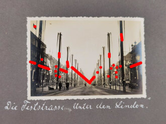 Olympische Spiele zu Berlin 1936, kleines Fotoalbum mit 45 Fotos, diese meist 6 x9cm. Sehenswertes Album eines begeisterten Zuschauers