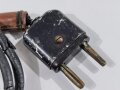 Beleuchtungskabel (Anstecklampe) unter anderem zum Entfernungsmesser 36. Kabel desolat, die Aufsteckeinrichtung aus brauner Preßmasse leicht defekt