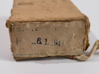 Pappschachtel für Munition des tschechischen VZ24, von der Wehrmacht vereinnahmt " Untersucht 6.1.1941"