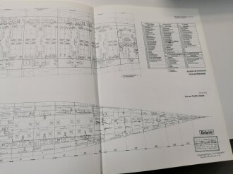 "Einziger deutscher Flugzeugträger Graf Zeppelin" 170 Seiten, aus Raucherhaushalt, über DIN A4