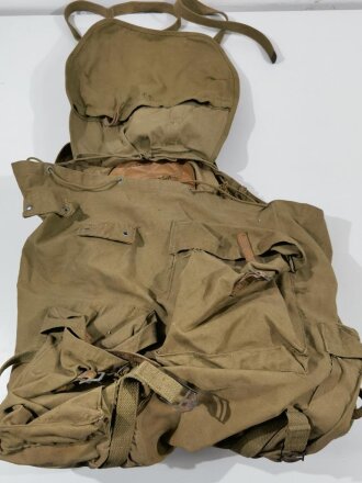 U.S. Army Modell 1942 Mountain Backpack, dated 1942. Used, uncleaned