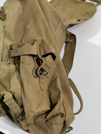 U.S. Army Modell 1942 Mountain Backpack, dated 1942. Used, uncleaned