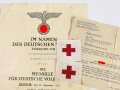Verleihungsurkunde zur Medaille für Deutsche Volksplflege einer DRK-Schwesternhelferin, datiert 1943, DIN A4 . Mit Begleitschreiben und 2 Haubenabzeichen