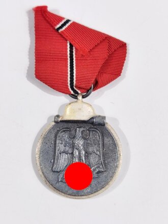 Medaille " Winterschlacht im Osten " im...