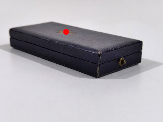 Ehrenkreuz der Deutschen Mutter ( Mutterkreuz ) in Gold mit Band im Etui, Hersteller Wilh. Deumer, Lüdenscheid
