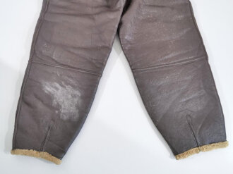 U.S. WWII Army Air Force , Type B-1 sheepskin bomber  flight pants. Good condition, uncleaned, size Large Bundweite 52cm