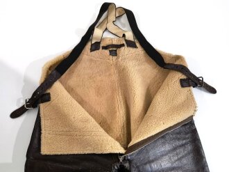U.S. WWII Army Air Force , Type B-1 sheepskin bomber  flight pants. Good condition, uncleaned, size Large Bundweite 52cm