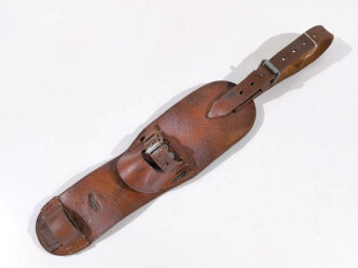 Säbeltasche für Berittene der Wehrmacht. Leder zum Teil angetrocknet