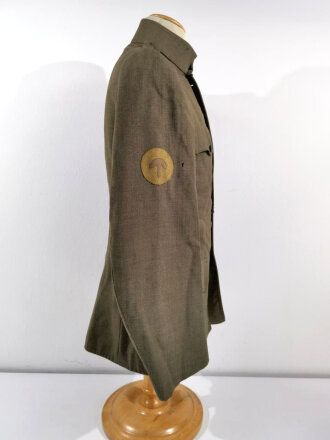 U.S. WWI Model 1917 tunic, belonged to a saddler in the 1st AEF Corps. One overseas chevron