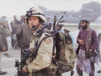 "Forces Speciales" Guerre Contre Le Terrorisme En Afghanistan 2001-2003 (Eric Micheletti) , DIN A4, 175 Seiten, gebraucht, aus Raucherhaushalt