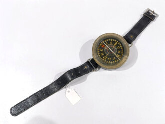 Luftwaffe Armkompass AK39 in gutem Zustand mit originalem Armband