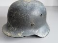 Heer, Stahlhelm Modell 1942. hkp66, das Innenfutter original verbaut. Originallack, wann die weiße Farbe auf den Helm kam kann ich leider nicht beantworten