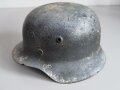 Heer, Stahlhelm Modell 1942. hkp66, das Innenfutter original verbaut. Originallack, wann die weiße Farbe auf den Helm kam kann ich leider nicht beantworten