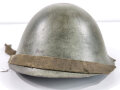 Großbritannien, Stahlhelm "Turtle " das Innenfutter datiert 1952, Originallack