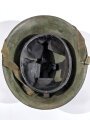 Großbritannien, Stahlhelm "Turtle " das Innenfutter datiert 1952, Originallack