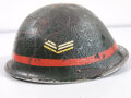 Großbritannien, Stahlhelm "Turtle " das Innenfutter datiert 1952, Originallack