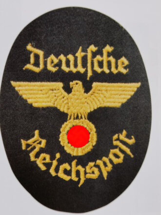 Deutsche Uniformen und Abzeichen 1933-1945, Brian L. Davis / Ian Westwell, 190 Seiten, DIN A4, gebraucht, aus Raucherhaushalt