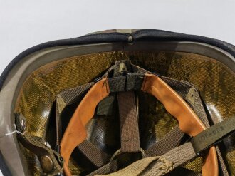 U.S. PASG helmet with french helmet cover. Devils lake Sioux manufacture. Good condition. Will ship only within Germany . Kein Versand ausserhalb Deutschland